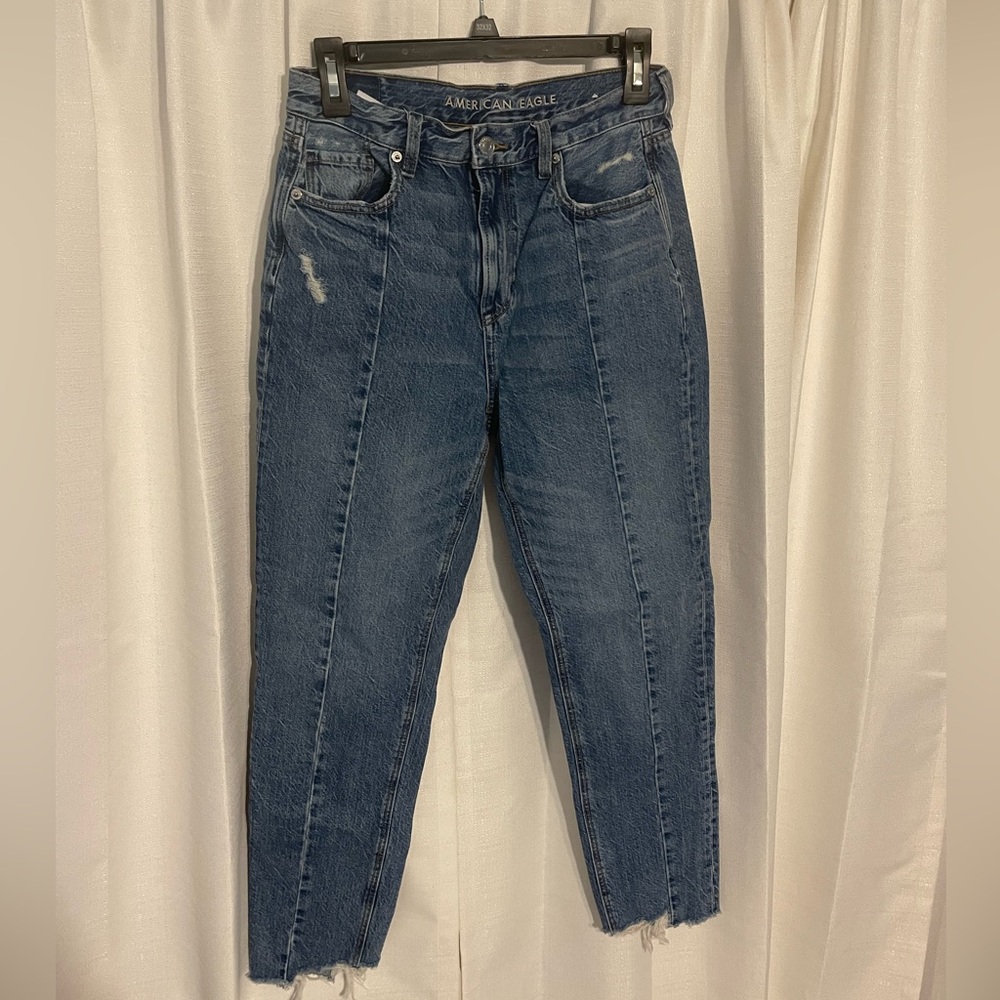 American Eagle Mom Jean